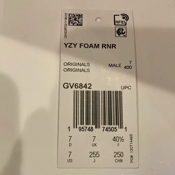 Yeezy Foam Runner in Tan - Picture 6 of 8